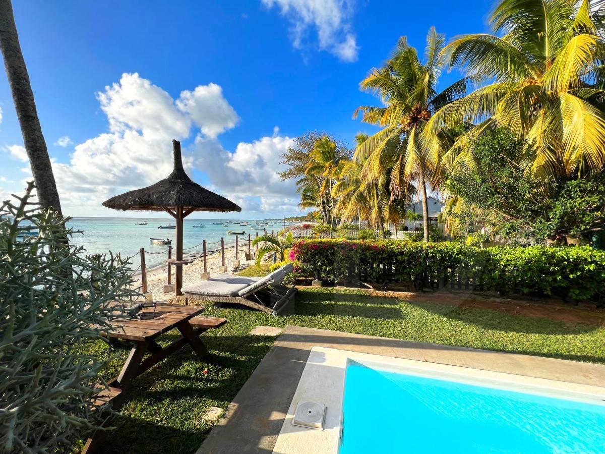 Caro'S Beachfront Trou aux Biches Eksteriør billede