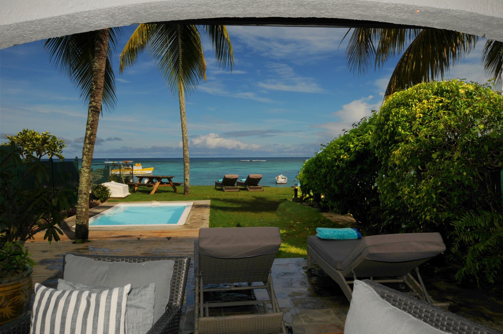 Caro'S Beachfront Trou aux Biches Eksteriør billede